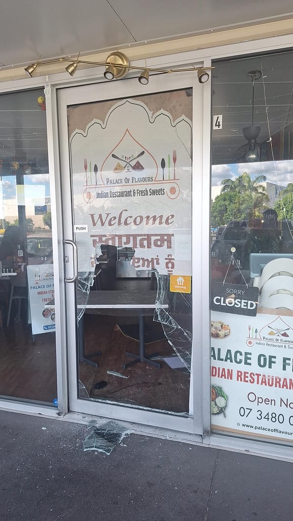 Drewvale commercial door broken glass replacement before repair